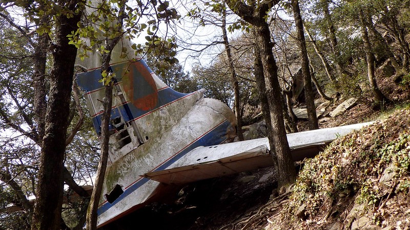 ¿Qué es un vuelo controlado contra el terreno?